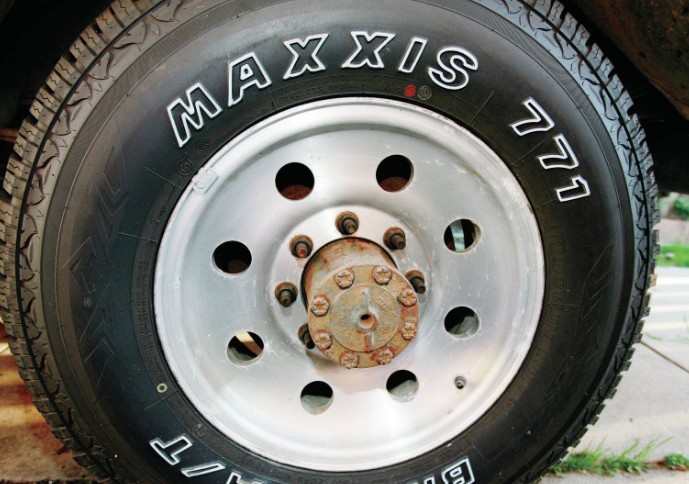 Maxxis AT-771 Bravo (3)
